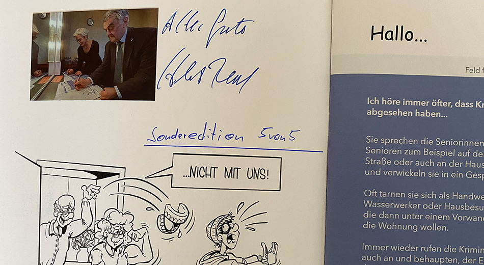 Handsignierte #NMDO-Stickeralben